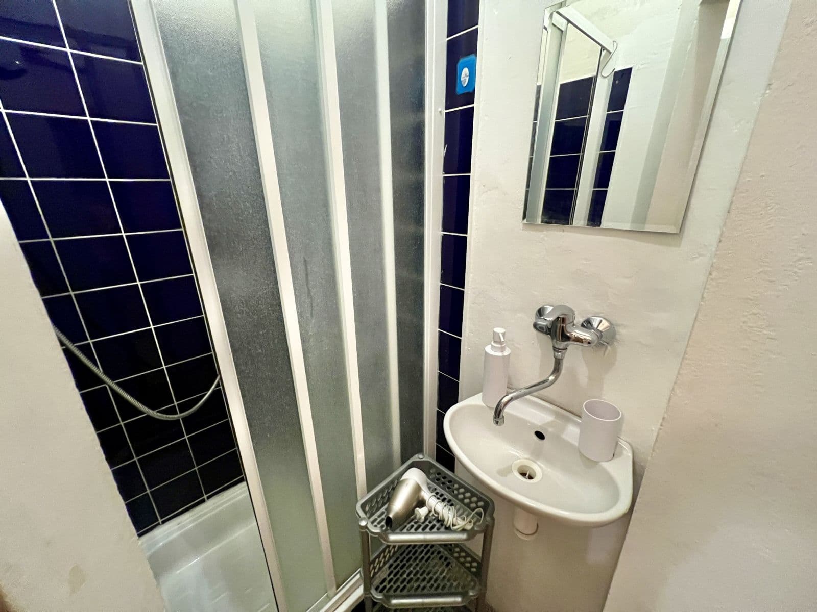 Prenájom bytu 37 m², U Parního mlýna, Praha, Praha Prenájom bytu 37 m², U Parního mlýna, Praha, Praha