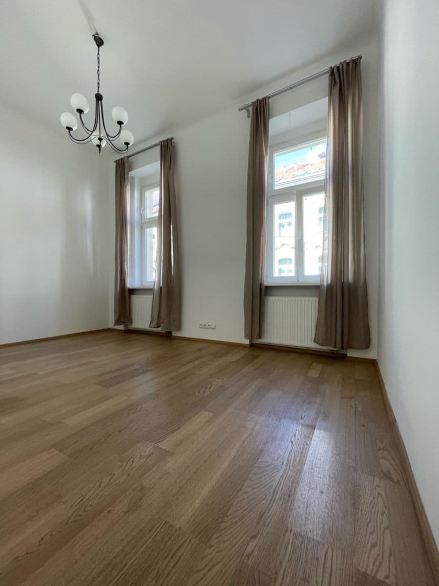 Prenájom bytu 2-izbový 53 m², Letohradská, Praha, Praha Prenájom bytu 2-izbový 53 m², Letohradská, Praha, Praha
