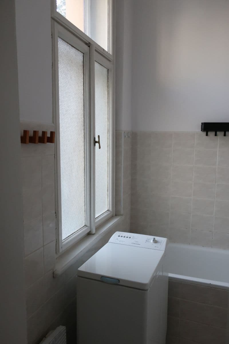 Prenájom bytu Garsoniéra 16 m², Široká, Praha, Praha Prenájom bytu Garsoniéra 16 m², Široká, Praha, Praha