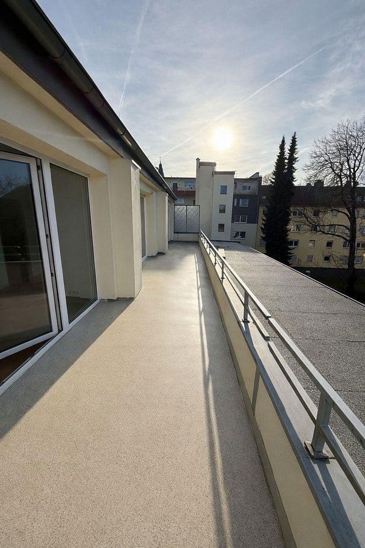 Prenájom bytu 3-izbový 106 m², Langerfelder Straße 119, Wuppertal, Severné Porýnie - Westfálsko Prenájom bytu 3-izbový 106 m², Langerfelder Straße 119, Wuppertal, Severné Porýnie - Westfálsko