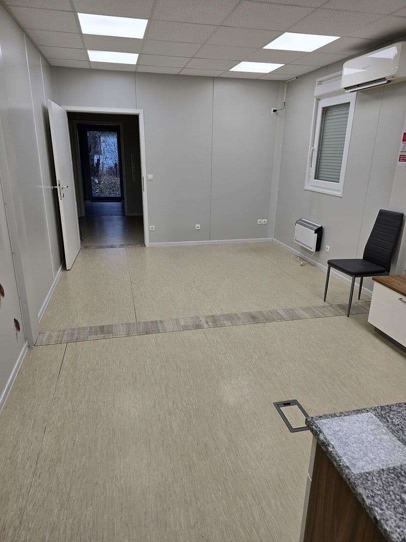 Predaj kancelárie 135 m², Michelau in Oberfranken, Bavorsko Predaj kancelárie 135 m², Michelau in Oberfranken, Bavorsko