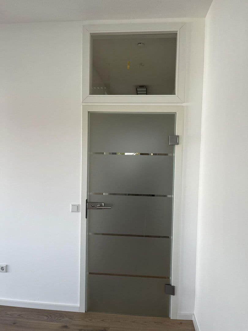 Prenájom kancelárie 105 m², Gilching, Bavorsko Prenájom kancelárie 105 m², Gilching, Bavorsko