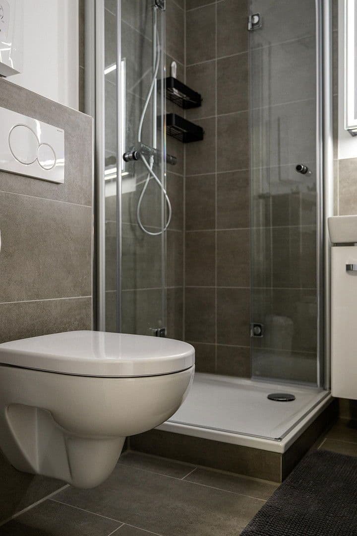 Prenájom bytu 2-izbový 52 m², Elisenstr. 22, Hamburg, Hamburg Prenájom bytu 2-izbový 52 m², Elisenstr. 22, Hamburg, Hamburg