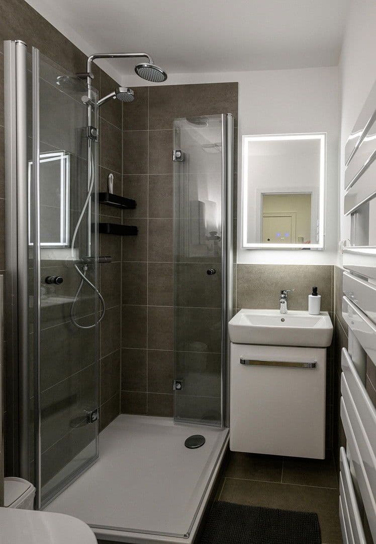 Prenájom bytu 2-izbový 52 m², Elisenstr. 22, Hamburg, Hamburg Prenájom bytu 2-izbový 52 m², Elisenstr. 22, Hamburg, Hamburg