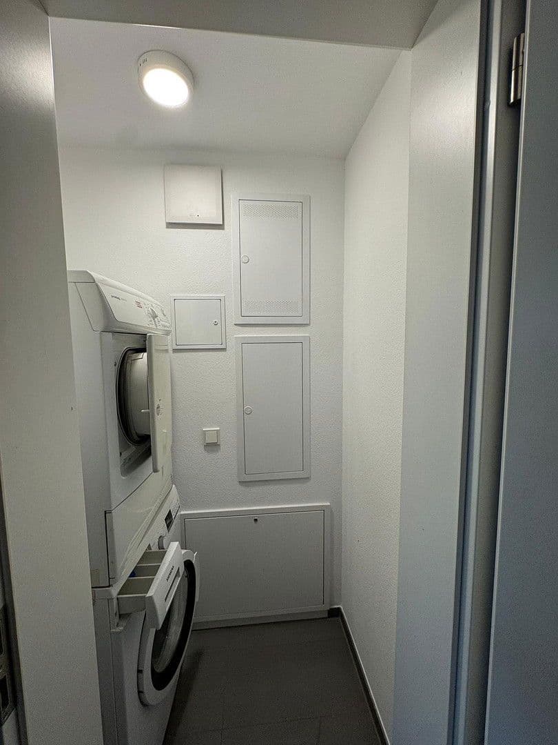 Prenájom bytu 2-izbový 72 m², Josef-Wirmer-Straße 11, Bonn, Severné Porýnie - Westfálsko Prenájom bytu 2-izbový 72 m², Josef-Wirmer-Straße 11, Bonn, Severné Porýnie - Westfálsko