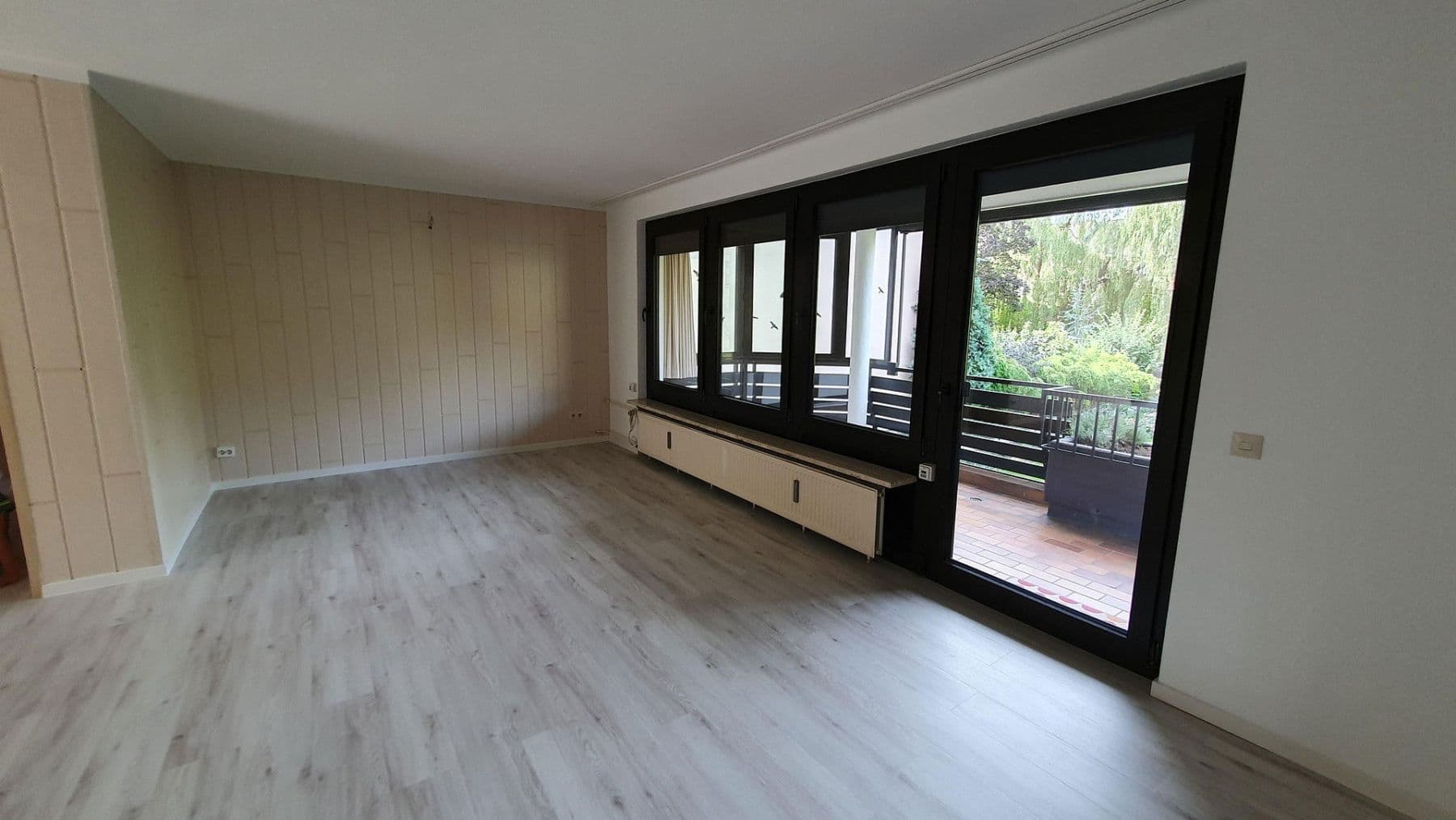 Prenájom bytu 3-izbový 114 m², Hallesche Straße 39, Wolfsburg, Dolné Sasko Prenájom bytu 3-izbový 114 m², Hallesche Straße 39, Wolfsburg, Dolné Sasko