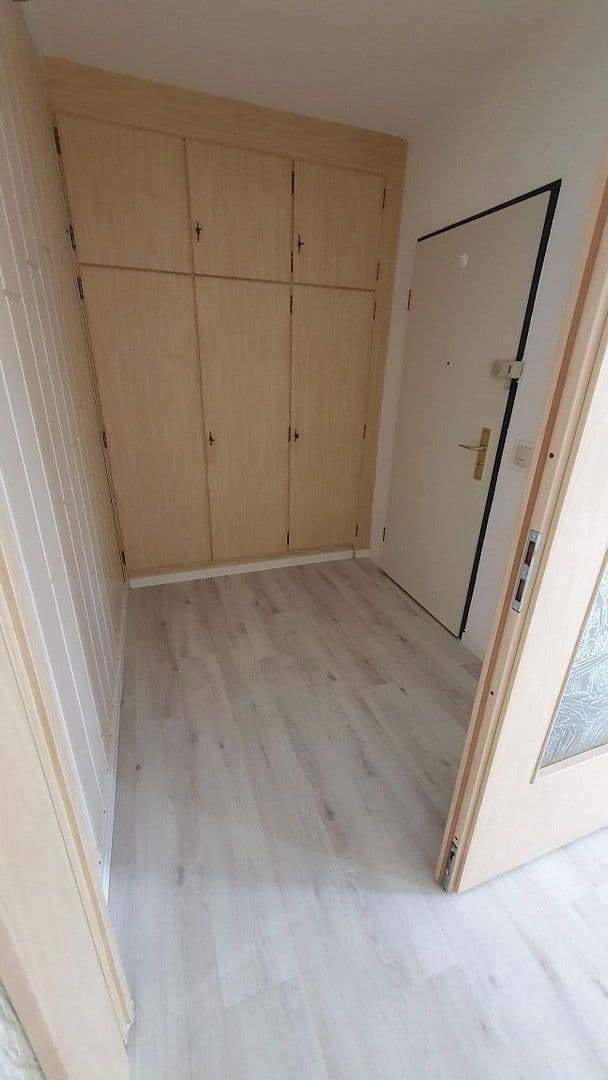 Prenájom bytu 3-izbový 114 m², Hallesche Straße 39, Wolfsburg, Dolné Sasko Prenájom bytu 3-izbový 114 m², Hallesche Straße 39, Wolfsburg, Dolné Sasko