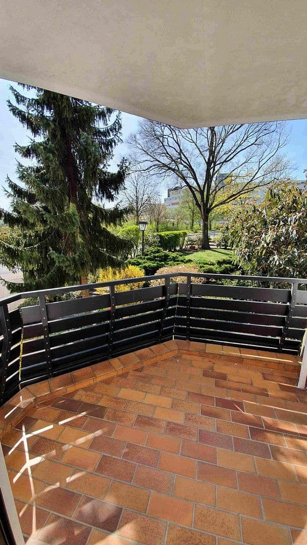 Prenájom bytu 3-izbový 114 m², Hallesche Straße 39, Wolfsburg, Dolné Sasko Prenájom bytu 3-izbový 114 m², Hallesche Straße 39, Wolfsburg, Dolné Sasko