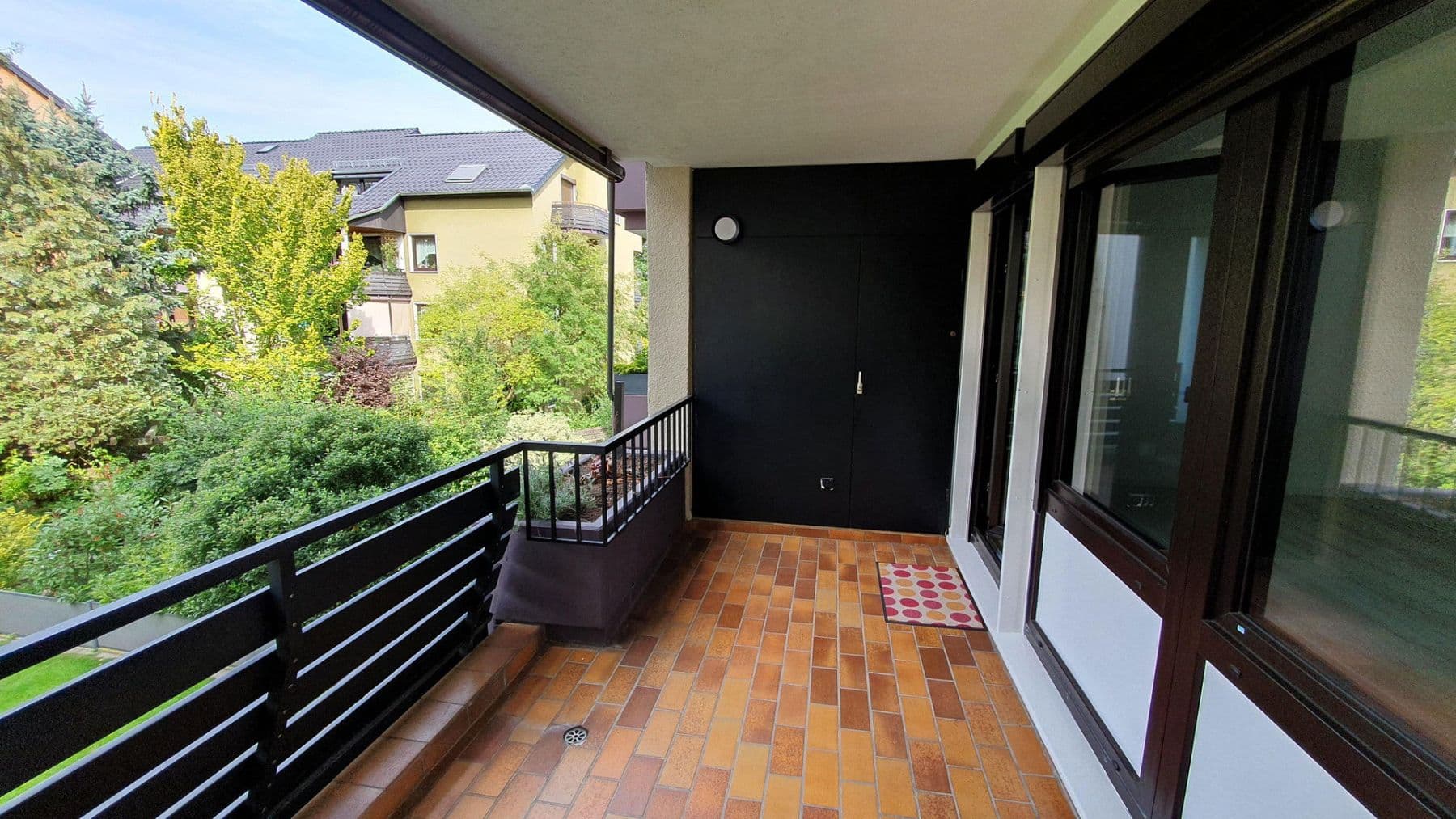 Prenájom bytu 3-izbový 114 m², Hallesche Straße 39, Wolfsburg, Dolné Sasko Prenájom bytu 3-izbový 114 m², Hallesche Straße 39, Wolfsburg, Dolné Sasko