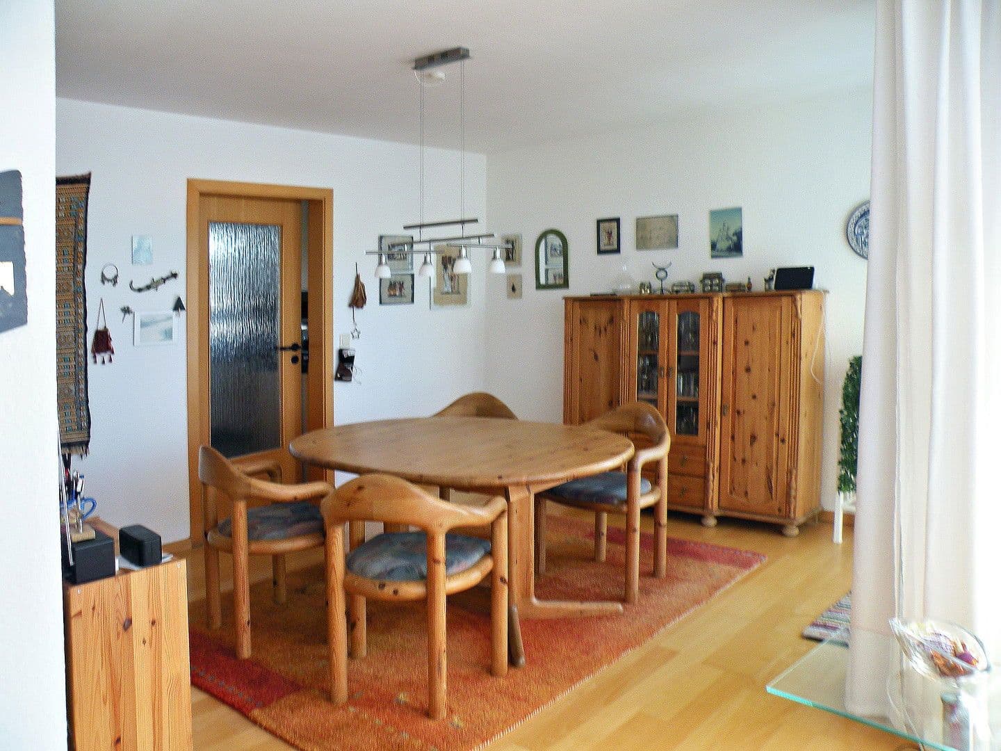 Predaj domu 118 m², pozemek 324 m², Pfullendorf, Bádensko-Wurttembersko Predaj domu 118 m², pozemek 324 m², Pfullendorf, Bádensko-Wurttembersko