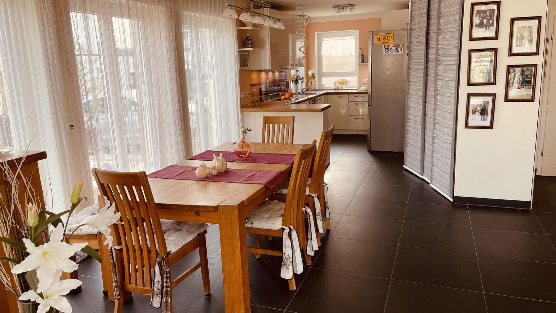 Prenájom bytu 3-izbový 141 m², Usingen, Hesensko Prenájom bytu 3-izbový 141 m², Usingen, Hesensko