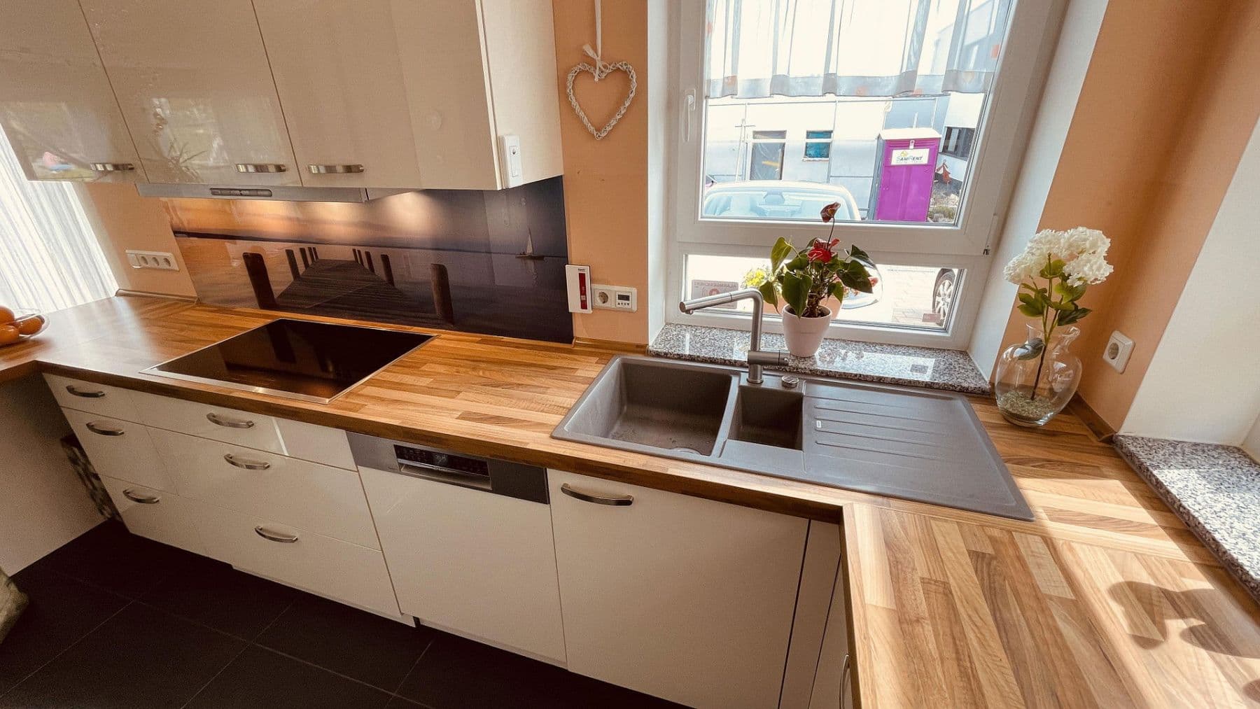 Prenájom bytu 3-izbový 141 m², Usingen, Hesensko Prenájom bytu 3-izbový 141 m², Usingen, Hesensko