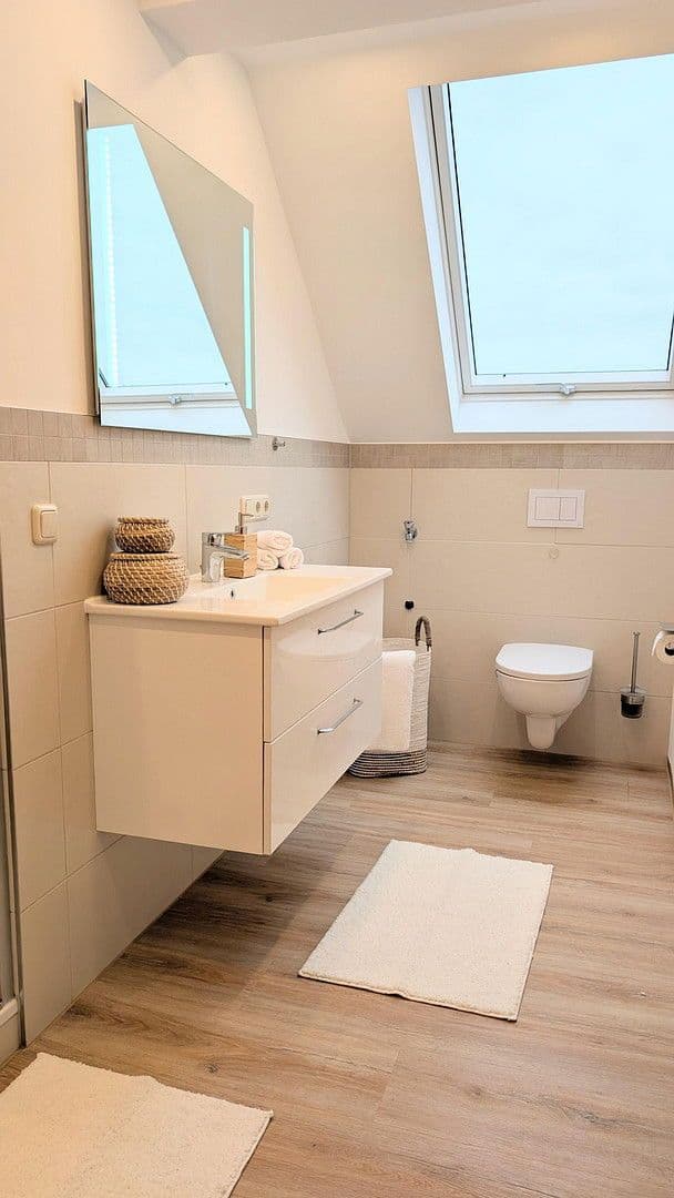 Predaj bytu 4-izbový 106 m², Hannover, Dolné Sasko Predaj bytu 4-izbový 106 m², Hannover, Dolné Sasko