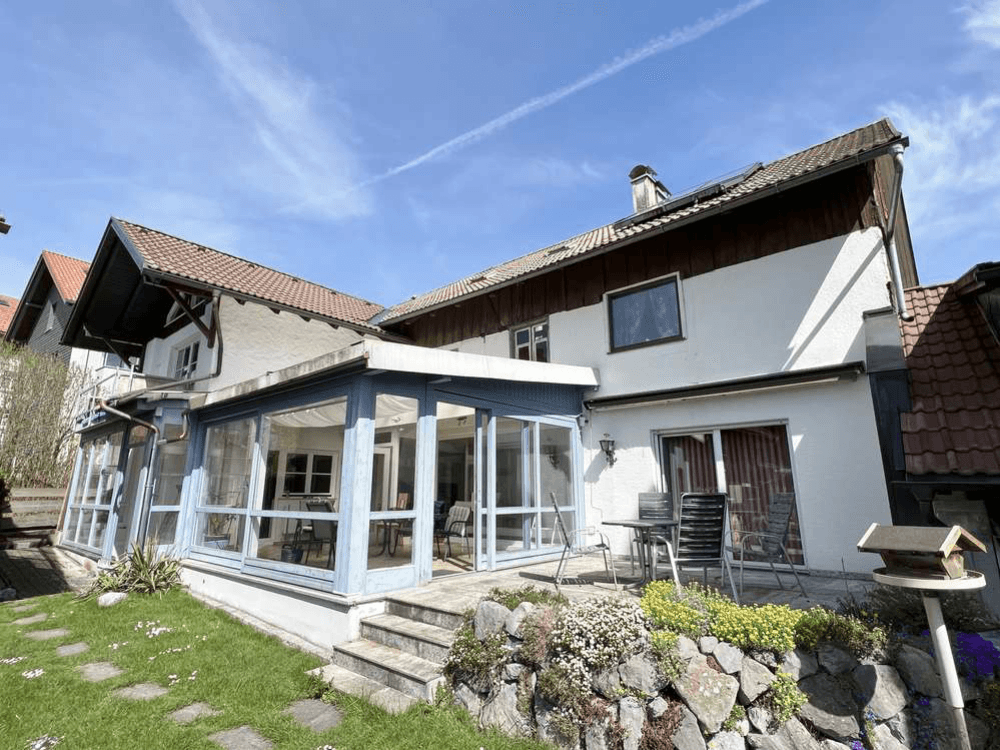 Predaj domu 170 m², pozemek 780 m², Glasbühlstrasse 12, Lindenberg im Allgäu, Bavorsko Predaj domu 170 m², pozemek 780 m², Glasbühlstrasse 12, Lindenberg im Allgäu, Bavorsko