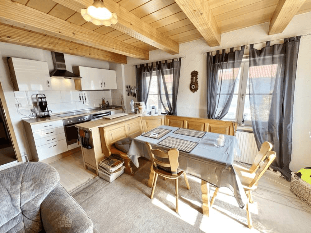 Predaj domu 170 m², pozemek 780 m², Glasbühlstrasse 12, Lindenberg im Allgäu, Bavorsko Predaj domu 170 m², pozemek 780 m², Glasbühlstrasse 12, Lindenberg im Allgäu, Bavorsko