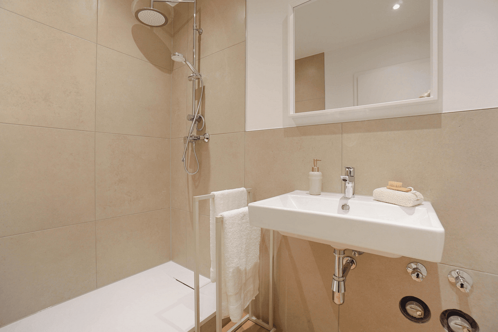 Predaj bytu 3-izbový 85 m², Bremerhaven, Brémy Predaj bytu 3-izbový 85 m², Bremerhaven, Brémy