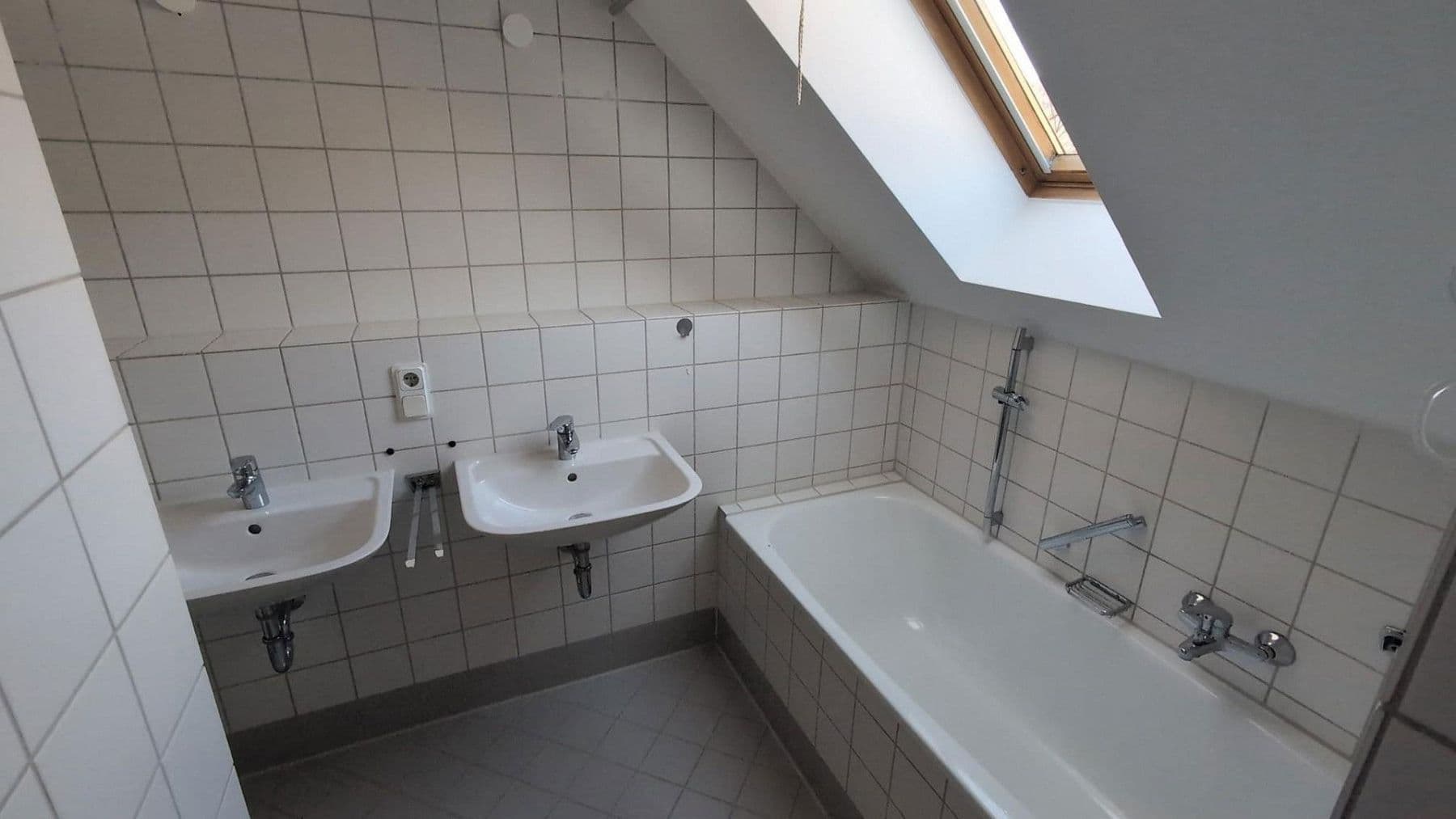 Prenájom bytu 3-izbový 97 m², Bad Reichenhall, Bavorsko Prenájom bytu 3-izbový 97 m², Bad Reichenhall, Bavorsko