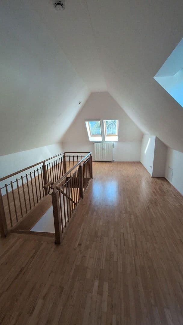 Prenájom bytu 3-izbový 97 m², Bad Reichenhall, Bavorsko Prenájom bytu 3-izbový 97 m², Bad Reichenhall, Bavorsko