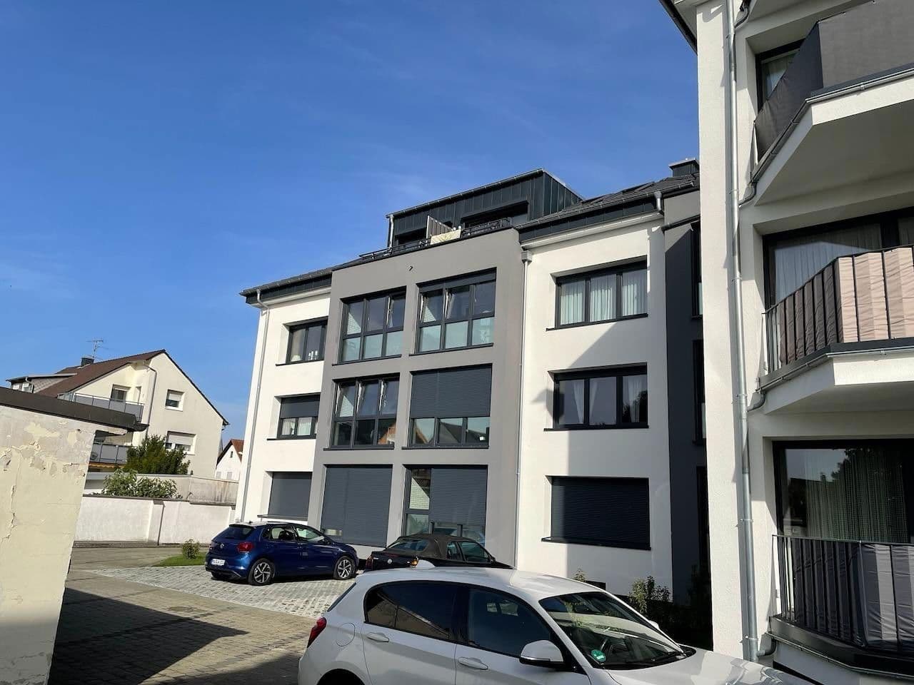 Predaj domu 613 m², pozemek 680 m², Rodgau, Hesensko Predaj domu 613 m², pozemek 680 m², Rodgau, Hesensko