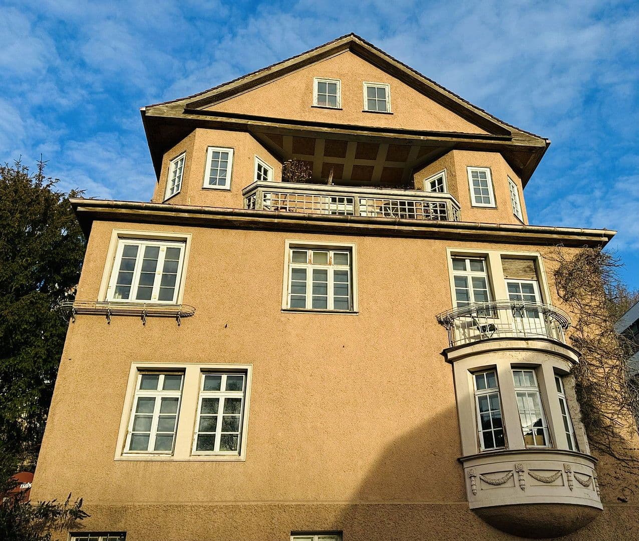 Predaj bytu 7-izbový 217 m², Tübingen, Bádensko-Wurttembersko Predaj bytu 7-izbový 217 m², Tübingen, Bádensko-Wurttembersko