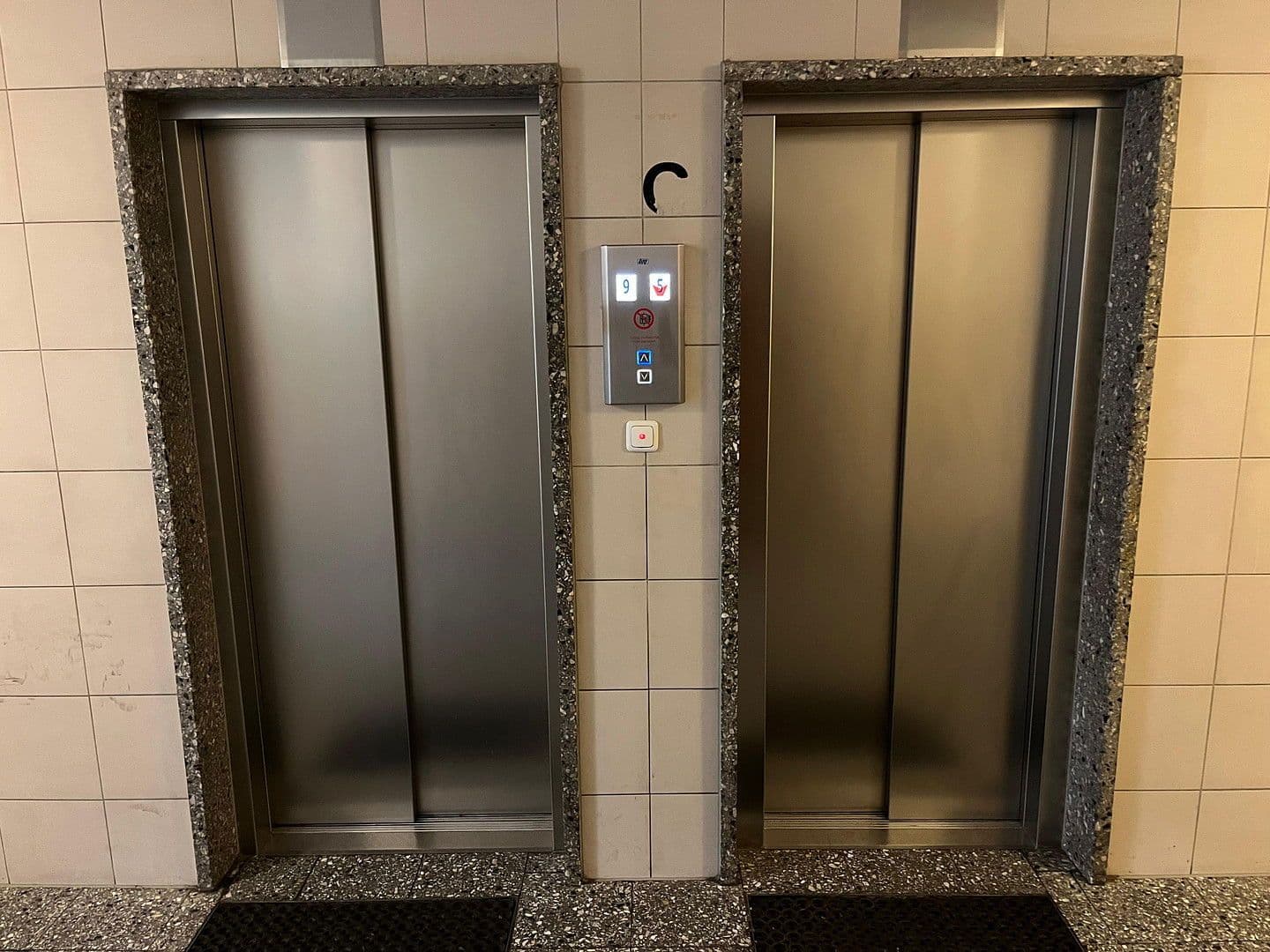 Prenájom bytu 15 m², Adenauerstraße 5, Puchheim, Bavorsko Prenájom bytu 15 m², Adenauerstraße 5, Puchheim, Bavorsko