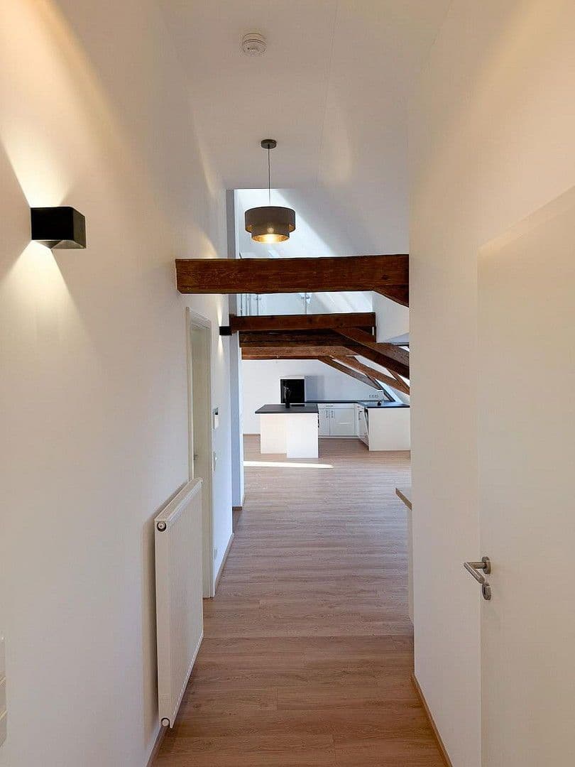 Prenájom bytu 4-izbový 146 m², Marktplatz 4, Markt Indersdorf, Bavorsko Prenájom bytu 4-izbový 146 m², Marktplatz 4, Markt Indersdorf, Bavorsko