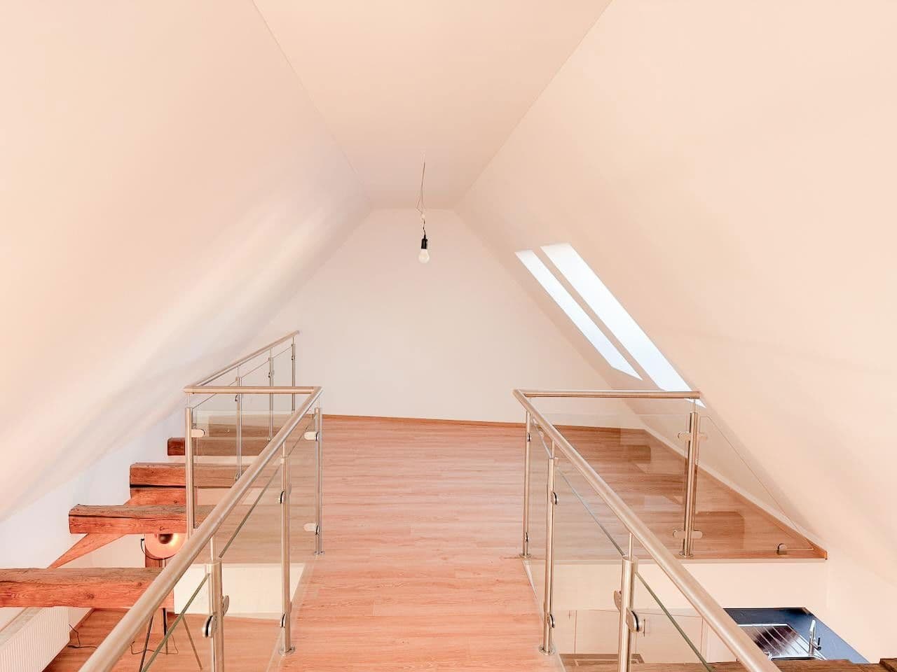 Prenájom bytu 4-izbový 146 m², Marktplatz 4, Markt Indersdorf, Bavorsko Prenájom bytu 4-izbový 146 m², Marktplatz 4, Markt Indersdorf, Bavorsko