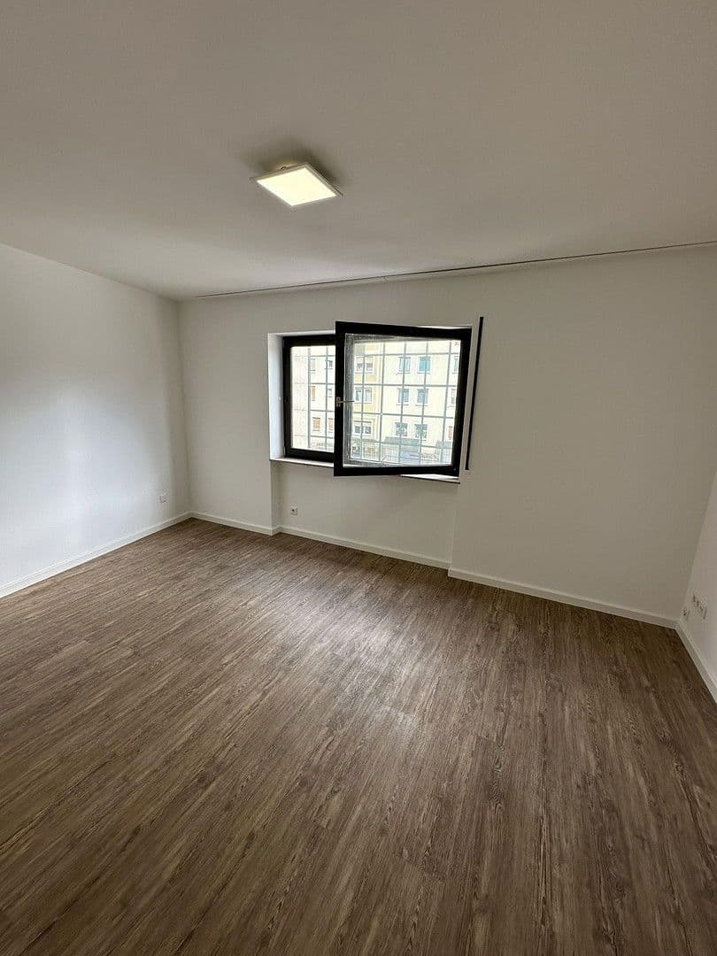 Prenájom bytu 1-izbový 30 m², Sandstr. 3, Nürnberg, Bavorsko Prenájom bytu 1-izbový 30 m², Sandstr. 3, Nürnberg, Bavorsko