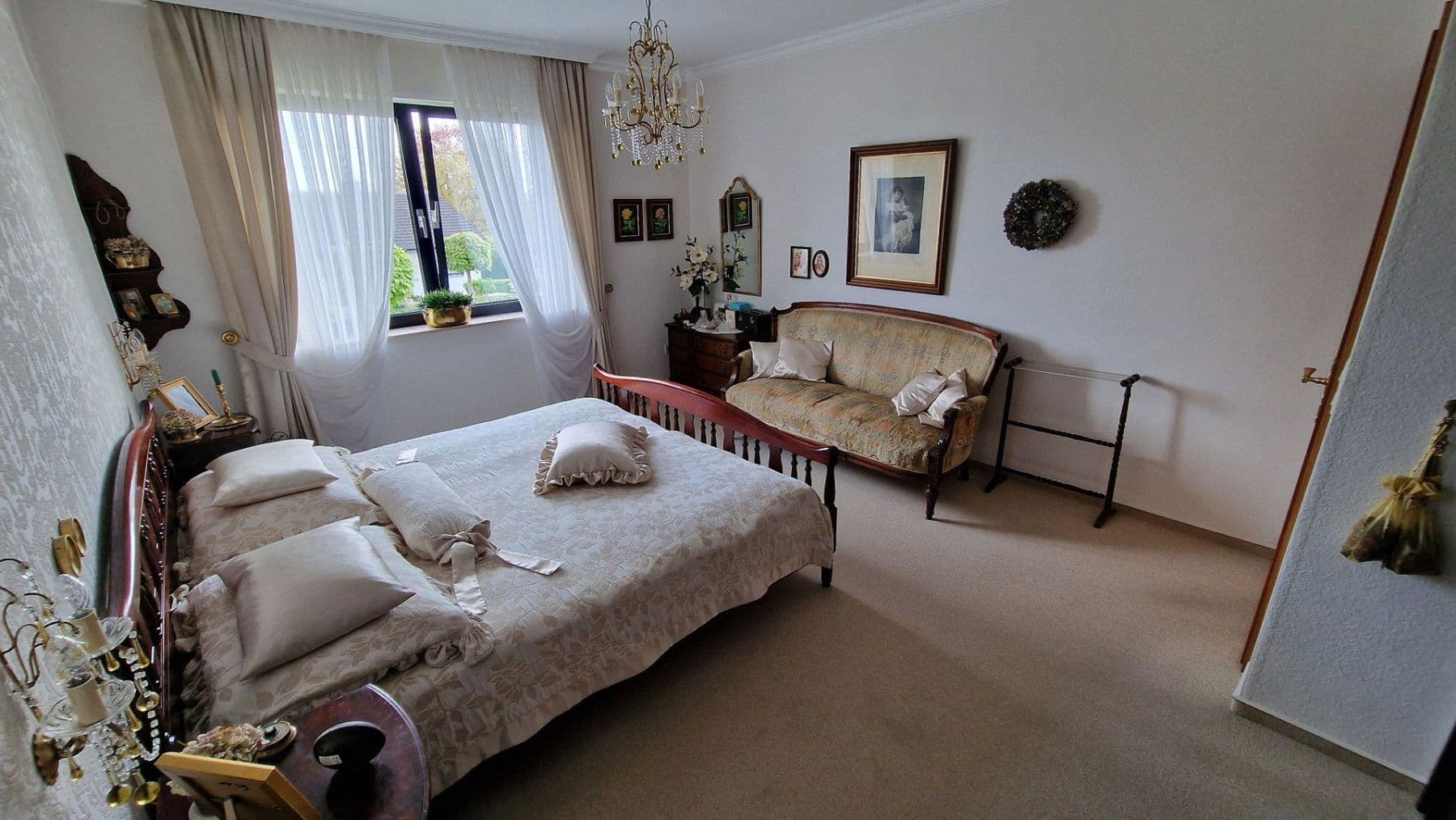 Predaj domu 194 m², pozemek 1.048 m², Königswinter, Severné Porýnie - Westfálsko Predaj domu 194 m², pozemek 1.048 m², Königswinter, Severné Porýnie - Westfálsko