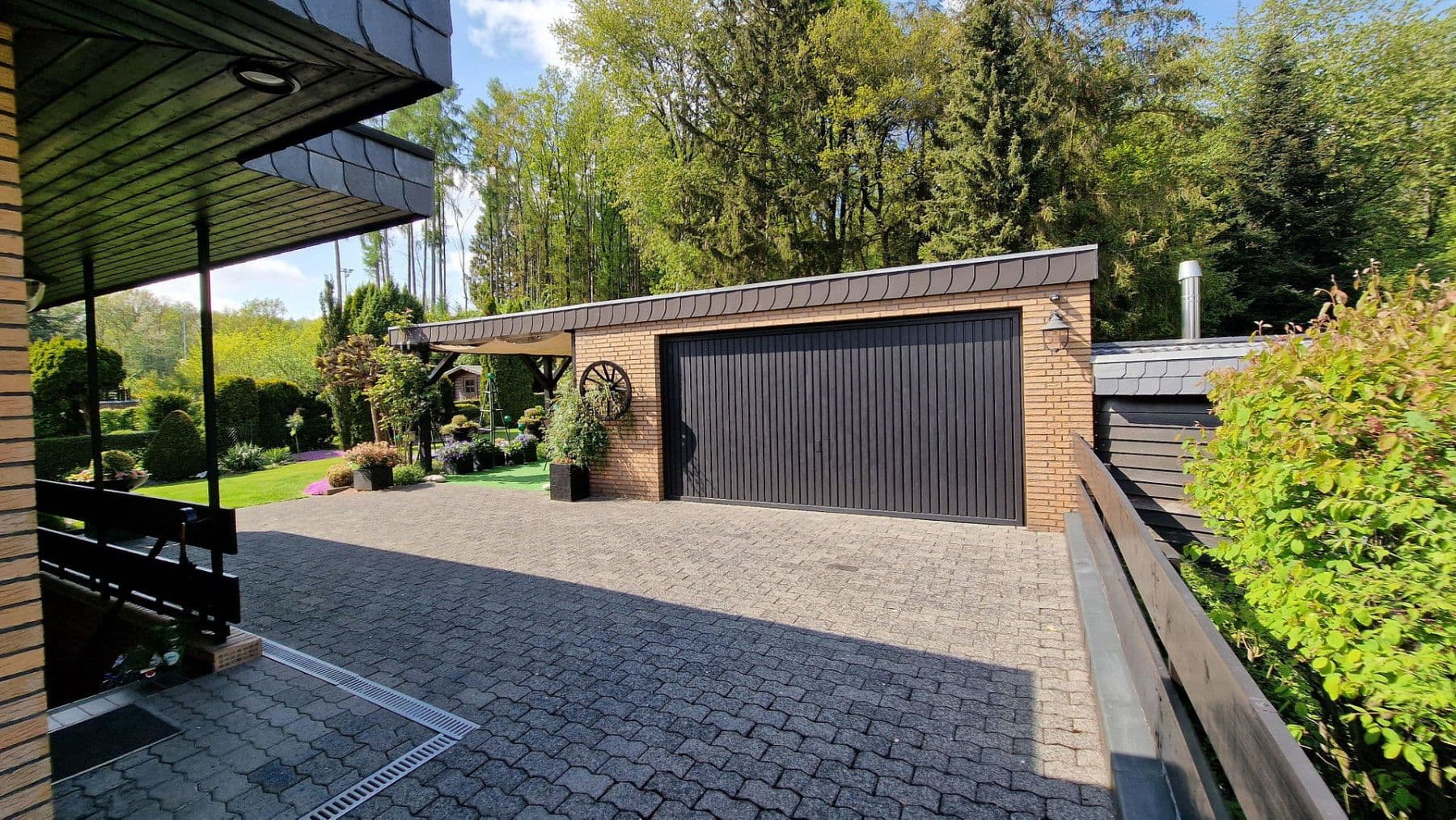 Predaj domu 194 m², pozemek 1.048 m², Königswinter, Severné Porýnie - Westfálsko Predaj domu 194 m², pozemek 1.048 m², Königswinter, Severné Porýnie - Westfálsko