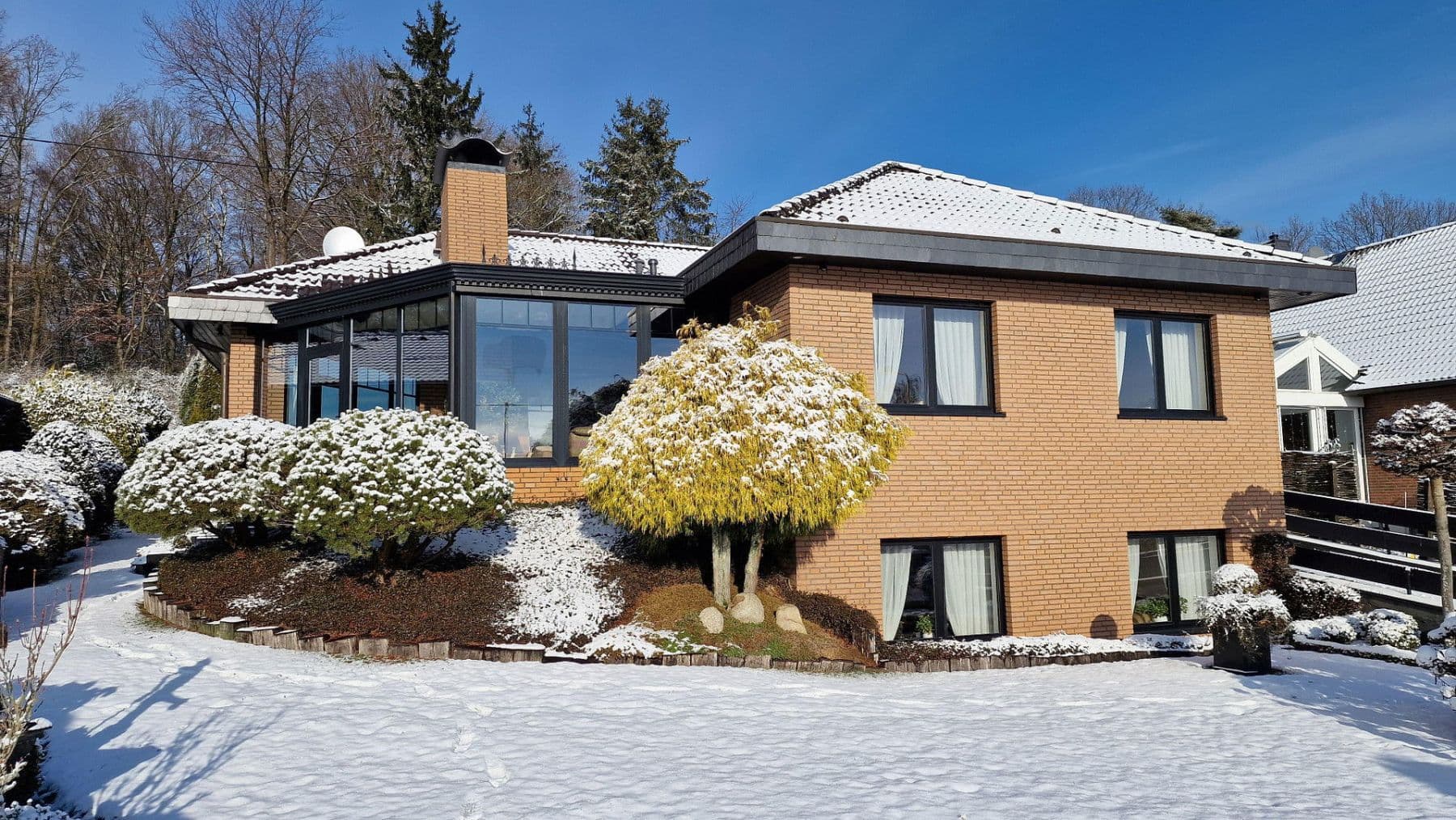 Predaj domu 194 m², pozemek 1.048 m², Königswinter, Severné Porýnie - Westfálsko Predaj domu 194 m², pozemek 1.048 m², Königswinter, Severné Porýnie - Westfálsko