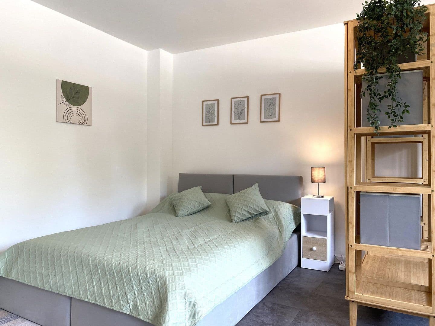 Prenájom bytu 1-izbový 34 m², Bremen, Brémy Prenájom bytu 1-izbový 34 m², Bremen, Brémy