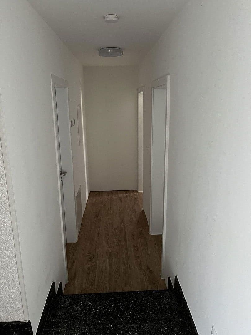 Predaj domu 114 m², pozemek 763 m², Berod bei Hachenburg, Porýnie-Falcko Predaj domu 114 m², pozemek 763 m², Berod bei Hachenburg, Porýnie-Falcko