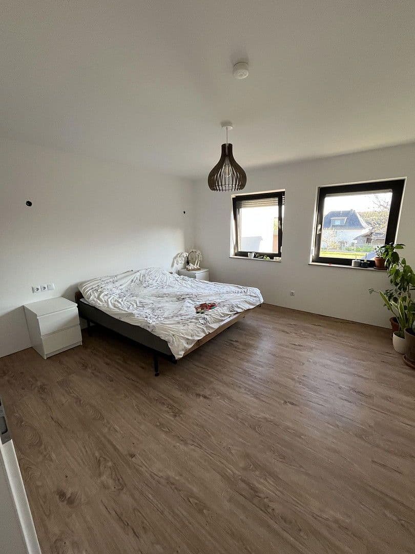 Predaj domu 114 m², pozemek 763 m², Berod bei Hachenburg, Porýnie-Falcko Predaj domu 114 m², pozemek 763 m², Berod bei Hachenburg, Porýnie-Falcko