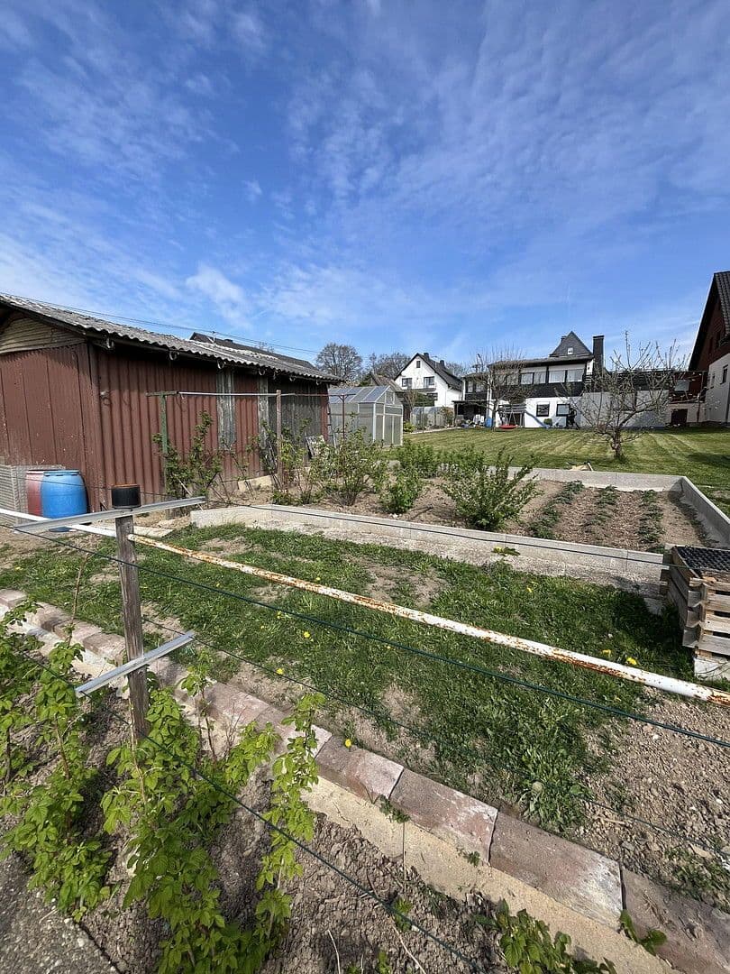 Predaj domu 114 m², pozemek 763 m², Berod bei Hachenburg, Porýnie-Falcko Predaj domu 114 m², pozemek 763 m², Berod bei Hachenburg, Porýnie-Falcko