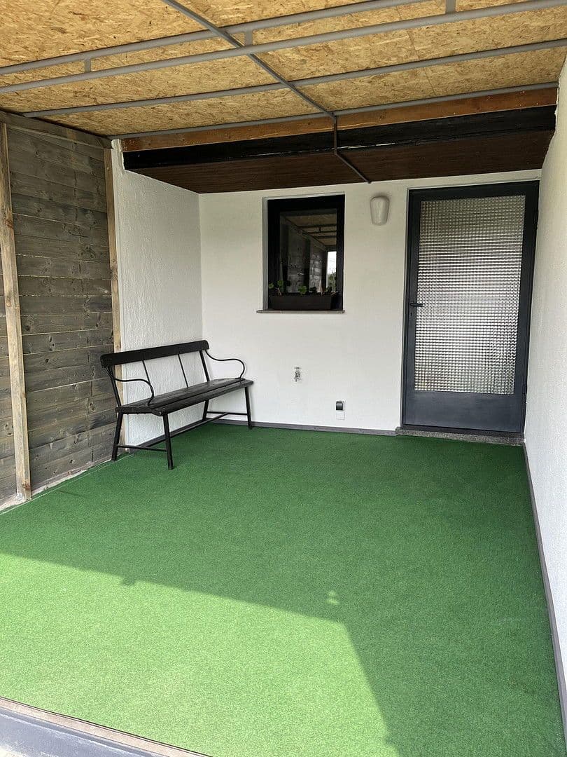 Predaj domu 114 m², pozemek 763 m², Berod bei Hachenburg, Porýnie-Falcko Predaj domu 114 m², pozemek 763 m², Berod bei Hachenburg, Porýnie-Falcko