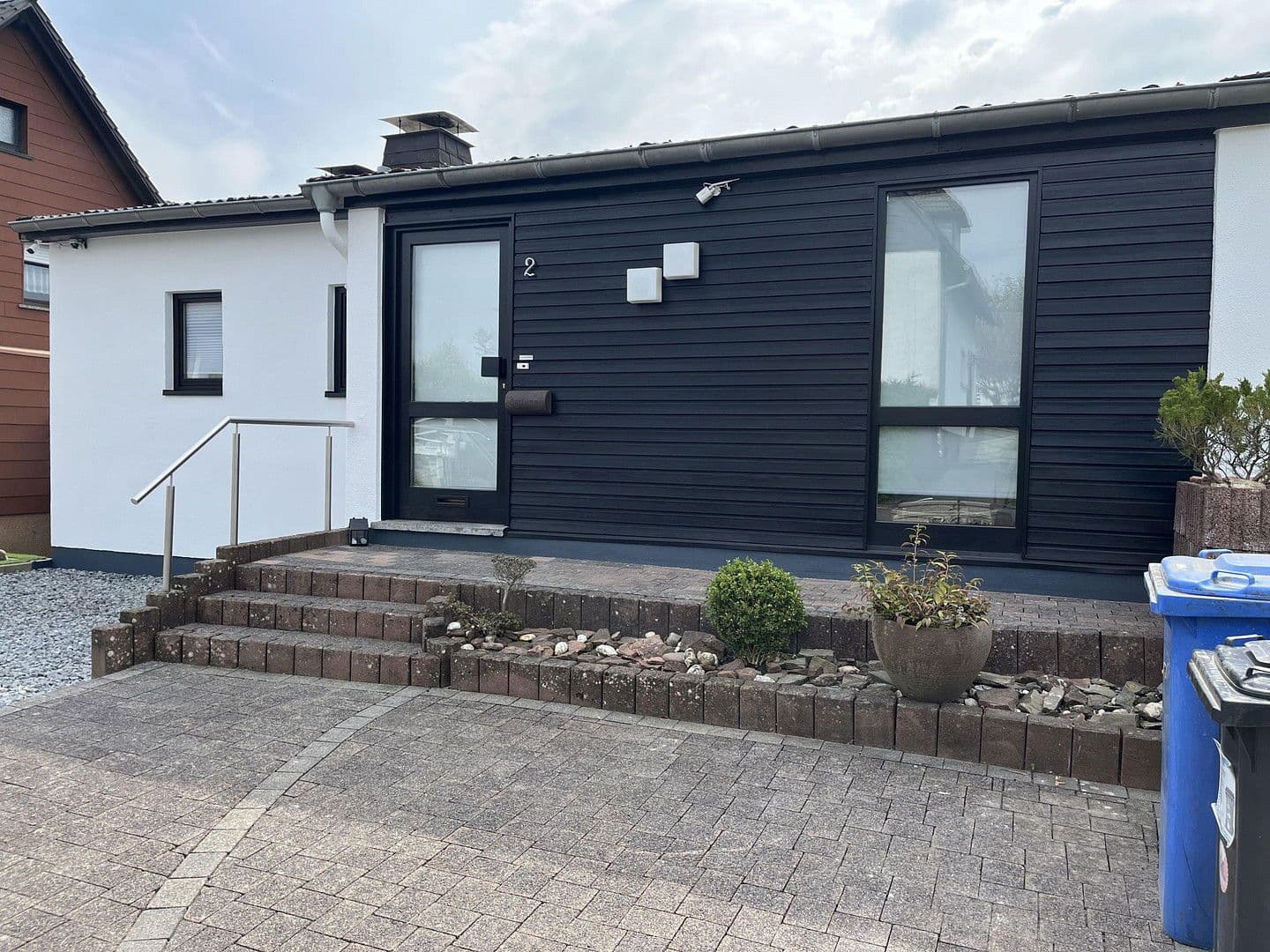 Predaj domu 114 m², pozemek 763 m², Berod bei Hachenburg, Porýnie-Falcko Predaj domu 114 m², pozemek 763 m², Berod bei Hachenburg, Porýnie-Falcko