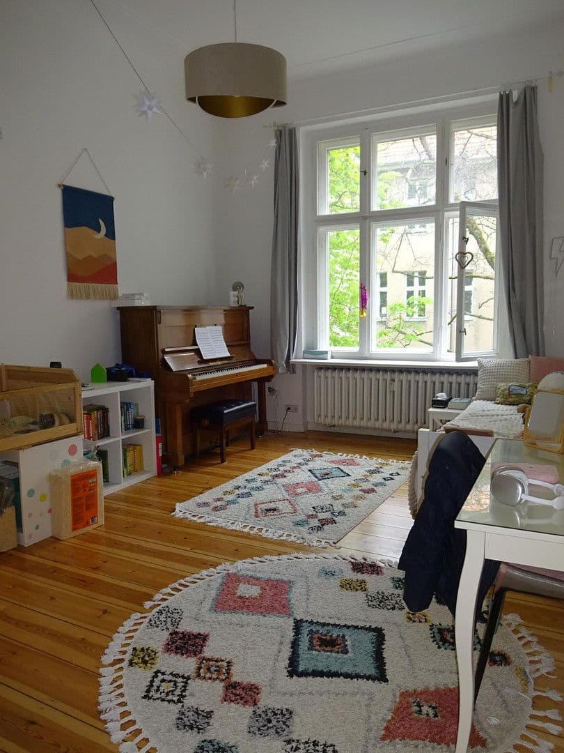 Predaj bytu 7-izbový 190 m², Hortensienstraße, Berlin, Berlín Predaj bytu 7-izbový 190 m², Hortensienstraße, Berlin, Berlín