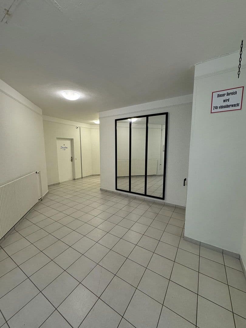 Prenájom bytu 2-izbový 36 m², Budapesterstraße 7-9, Berlin, Berlín Prenájom bytu 2-izbový 36 m², Budapesterstraße 7-9, Berlin, Berlín