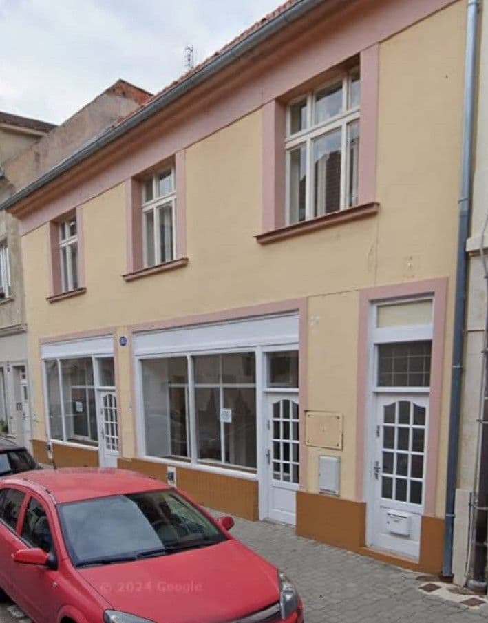 Prenájom nebytového priestoru 65 m², Gorkého, Kladno, Středočeský kraj Prenájom nebytového priestoru 65 m², Gorkého, Kladno, Středočeský kraj