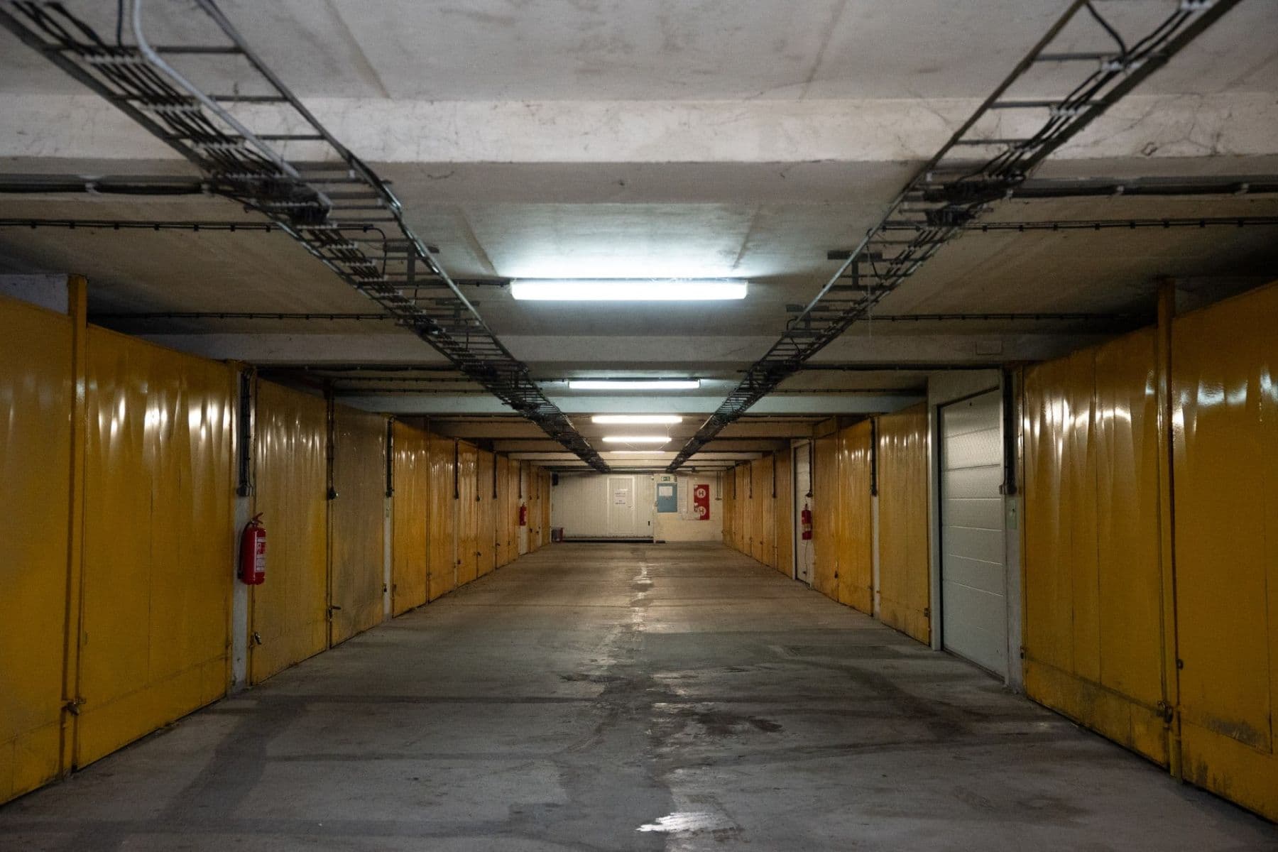 Predaj garáže 20 m², Praha, Praha Predaj garáže 20 m², Praha, Praha