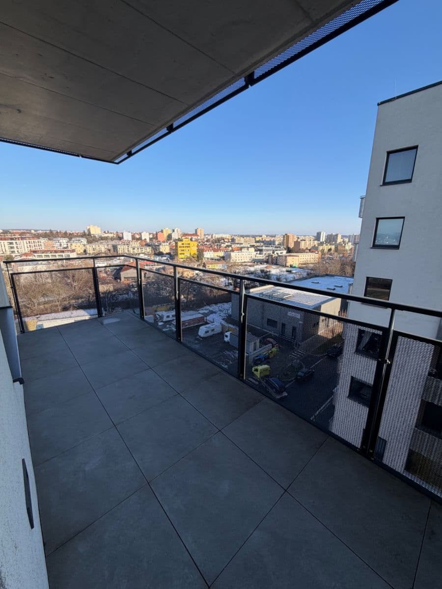 Prenájom bytu 3-izbový 69 m², Zvěřinova, Praha, Praha Prenájom bytu 3-izbový 69 m², Zvěřinova, Praha, Praha