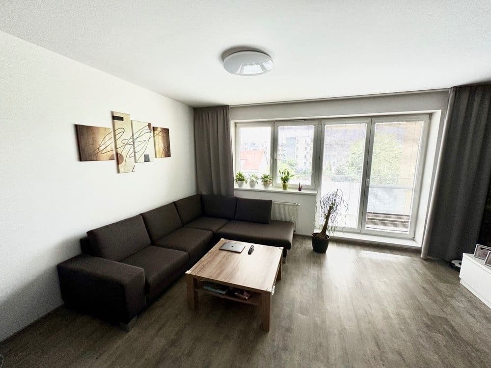 Predaj bytu 3-izbový 75 m², Peškova, Olomouc, Olomoucký kraj Predaj bytu 3-izbový 75 m², Peškova, Olomouc, Olomoucký kraj