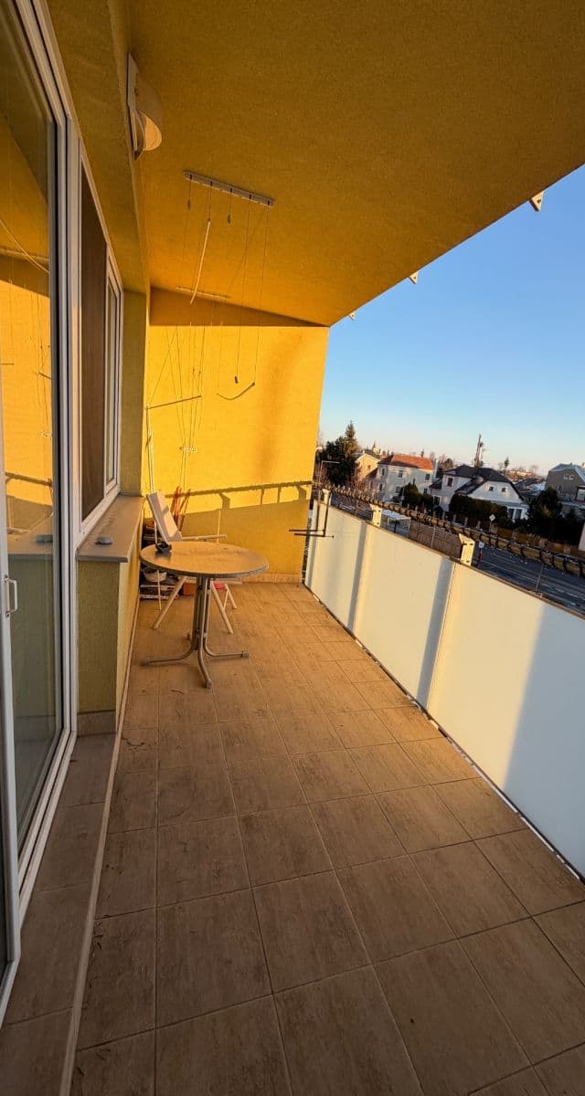 Predaj bytu 3-izbový 75 m², Peškova, Olomouc, Olomoucký kraj Predaj bytu 3-izbový 75 m², Peškova, Olomouc, Olomoucký kraj