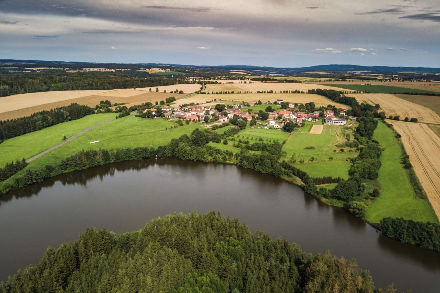 Predaj domu 623 m², pozemek 2.938 m², Loket, Středočeský kraj Predaj domu 623 m², pozemek 2.938 m², Loket, Středočeský kraj