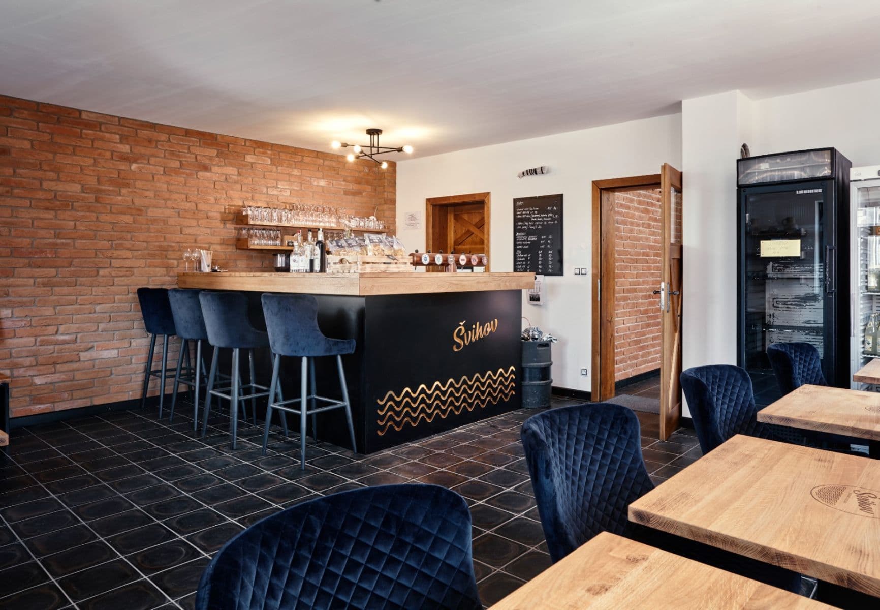 Predaj domu 623 m², pozemek 2.938 m², Loket, Středočeský kraj Predaj domu 623 m², pozemek 2.938 m², Loket, Středočeský kraj