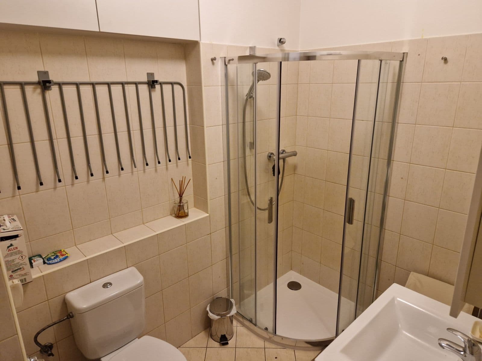 Prenájom bytu 2-izbový 49 m², Pelušková, Praha, Praha Prenájom bytu 2-izbový 49 m², Pelušková, Praha, Praha