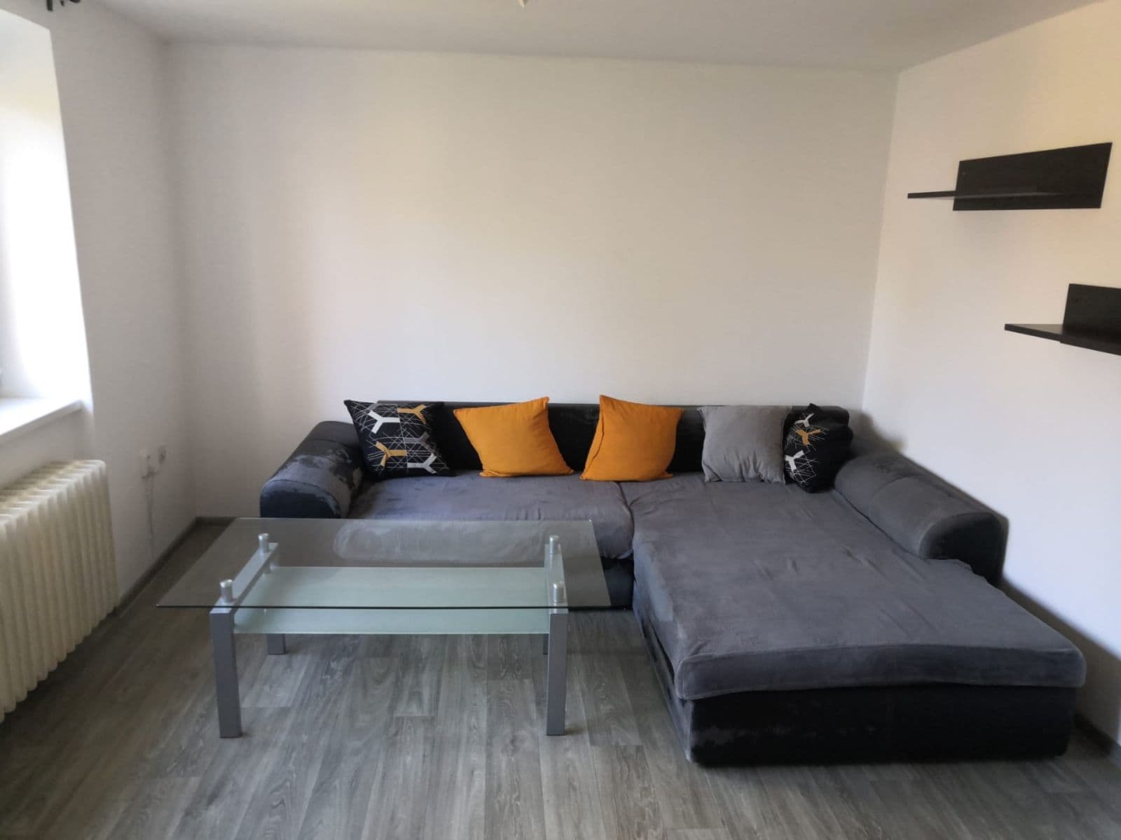 Prenájom bytu 2-izbový 52 m², Vrchlického, Jihlava, Kraj Vysočina Prenájom bytu 2-izbový 52 m², Vrchlického, Jihlava, Kraj Vysočina