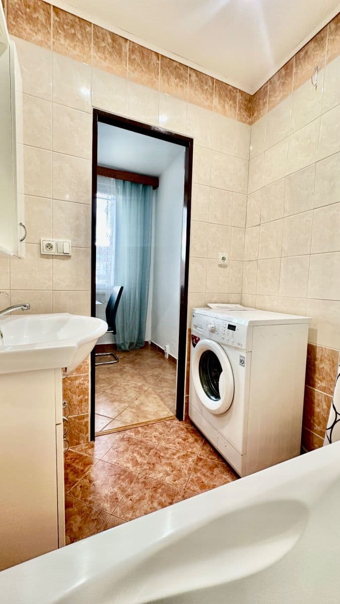 Predaj bytu 2-izbový 70 m², Lidická třída, České Budějovice, Jihočeský kraj Predaj bytu 2-izbový 70 m², Lidická třída, České Budějovice, Jihočeský kraj