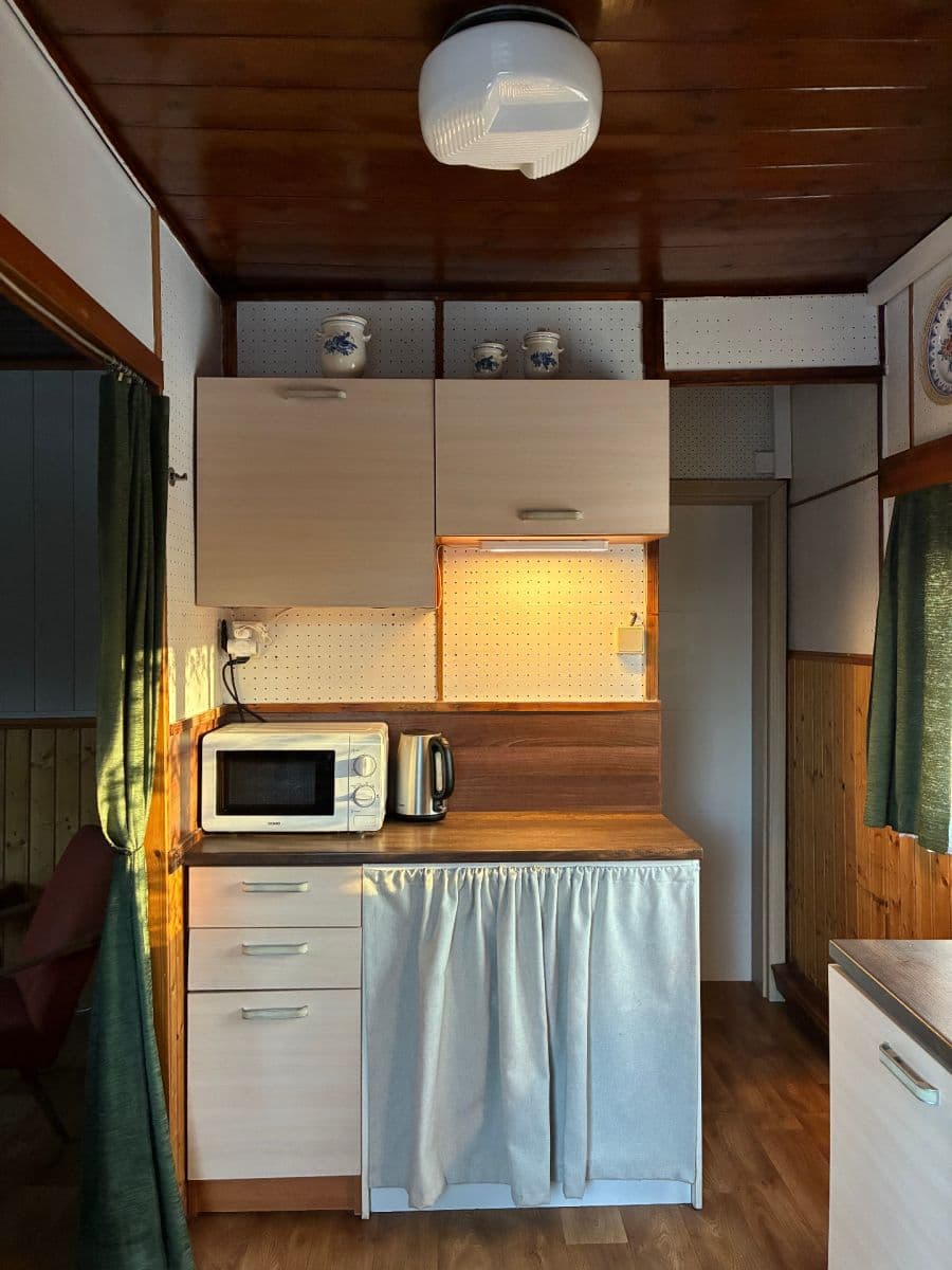 Predaj rekreačného objektu 63 m², pozemek 150 m², Neratovice, Středočeský kraj Predaj rekreačného objektu 63 m², pozemek 150 m², Neratovice, Středočeský kraj